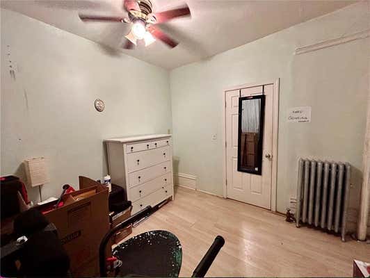 1116 HOE AVE