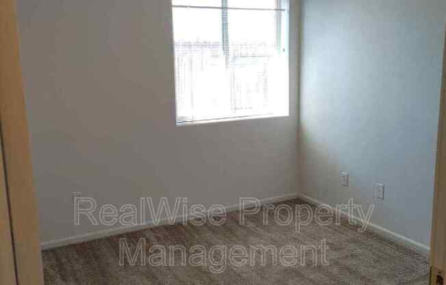 2 beds, 2 baths, 1,047 sqft, $1,625