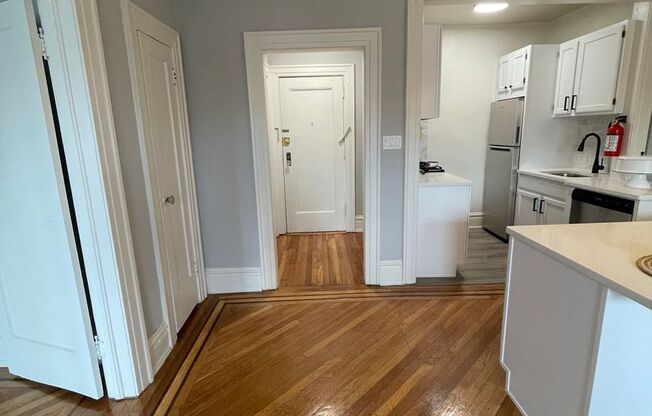 1 bed, 1 bath, 480 sqft, $2,102, Unit C08