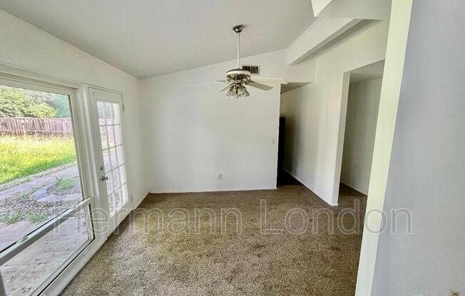 3 beds, 2 baths, 1,559 sqft, $1,595