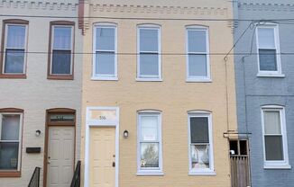 Available Now Cozy Three-bedroom Home Located in York City School District