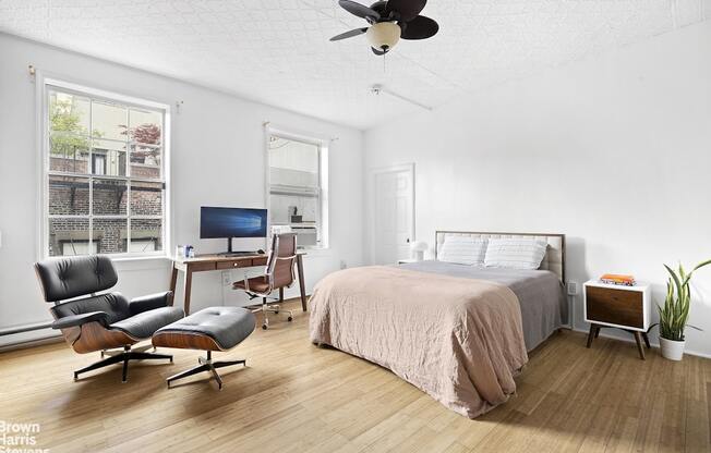 20 Warren Street, New York City, NY, 10007