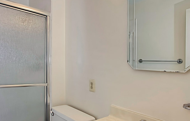 3 beds, 2.5 baths, 1,400 sqft, $3,750, Unit 1
