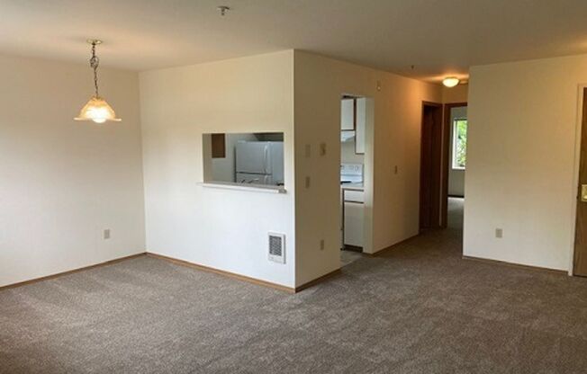 1 bed, 1 bath, 680 sqft, $1,795