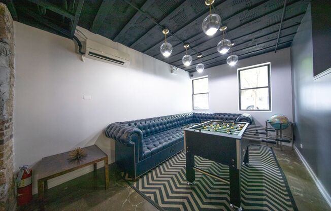 Studio, 1 bath, 201 sqft, $1,250, Unit 213