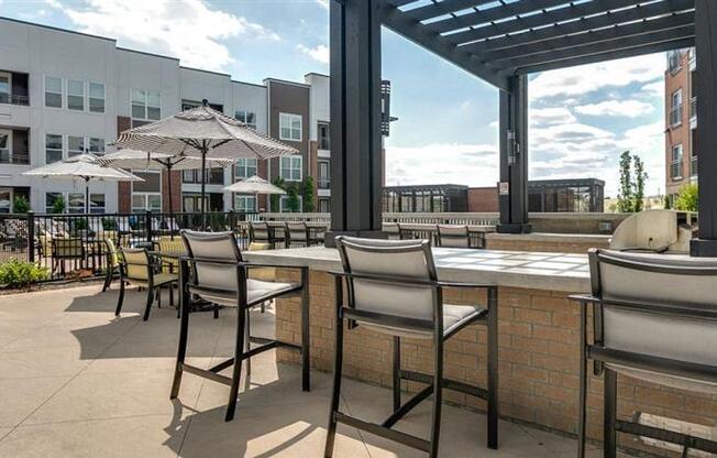 Shaded Outdoor Courtyard Area at Paxton Cool Springs, Franklin, TN