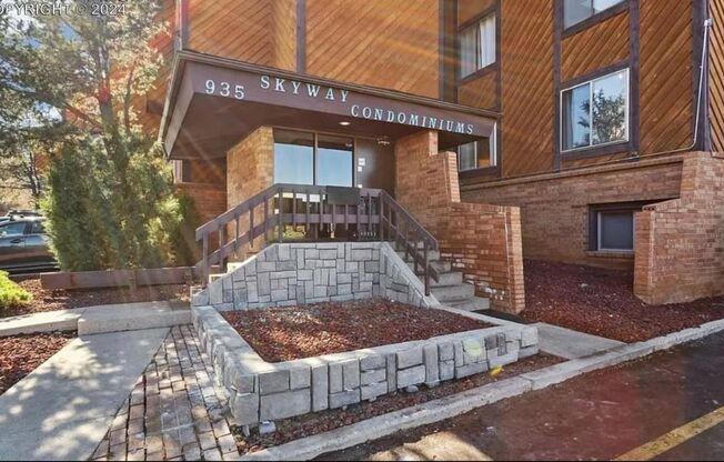 2 beds, 2 baths, $1,550