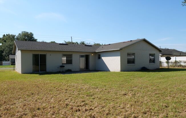 4 beds, 2 baths, $2,050