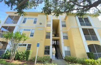 2B/2B house located in the desirable area of Maitland, FL