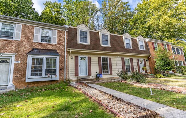 3 Bedroom Townhome in Great Location!