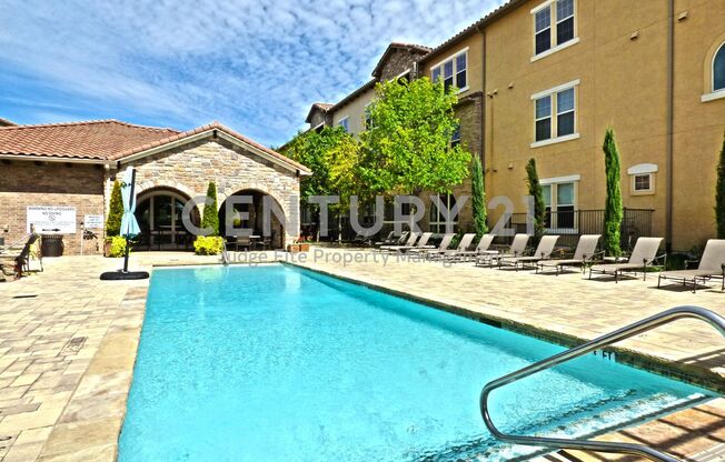 2 beds, 2.5 baths, $2,900, Unit # 4 301