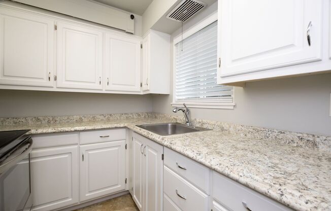 1 bed, 1 bath, 700 sqft, $1,450, Unit 20