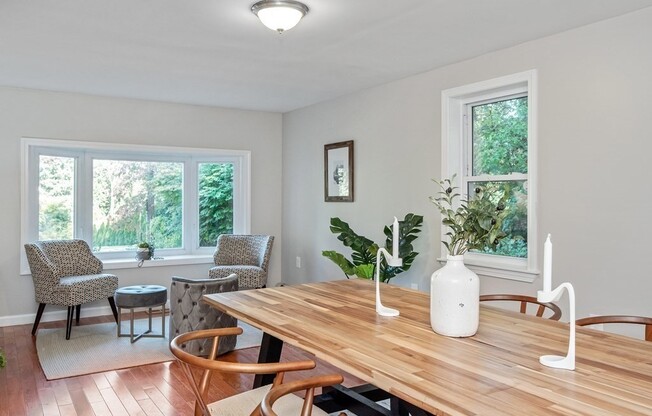 29 BURKE LN