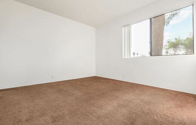 1 bed, 1 bath, 600 sqft, $1,045, Unit 2-55