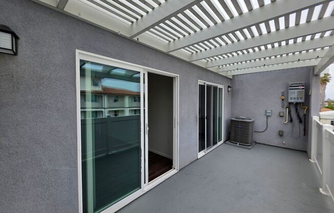 2 beds, 2 baths, 900 sqft, $2,895, Unit 148-203