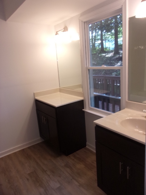 2 beds, 1.5 baths, $1,500