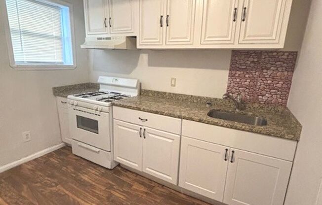 3 BEDROOM 1 BATH IN SHIPLEY HILL NEIGHBORHOOD
