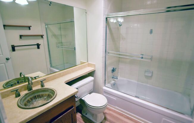 Updated 1 Bedroom 1 Bath Condo in Desirable Cypress Lakes Community!