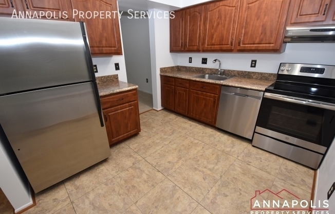 1241 BIRCHCREST CT