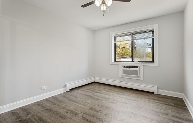 2 beds, 1 bath, 589 sqft, $2,100, Unit 244