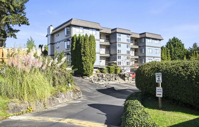 Sea Brim - Spacious 2 Bedroom, 2 Bathroom Homes in Bremerton, WA