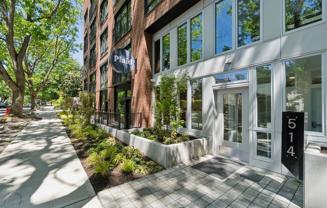 Studio, 1 bath, 363 sqft, $1,510, Unit 12