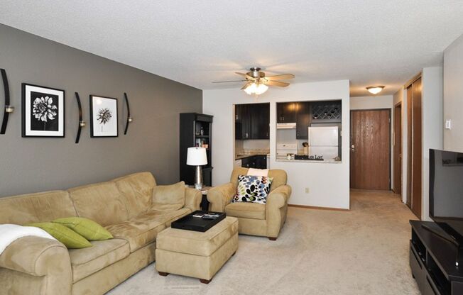 2 beds, 2 baths, 976 sqft, $1,495, Unit 3900123PR