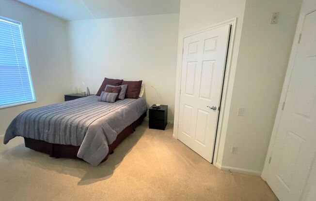 2 beds, 2 baths, $1,800