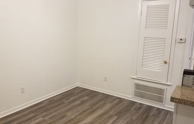 1 bed, 1 bath, 500 sqft, $1,189, Unit 129