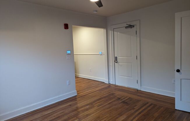 Studio, 1 bath, 357 sqft, $1,010, Unit 403 (AMI)