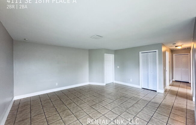 4111 SE 18 PL