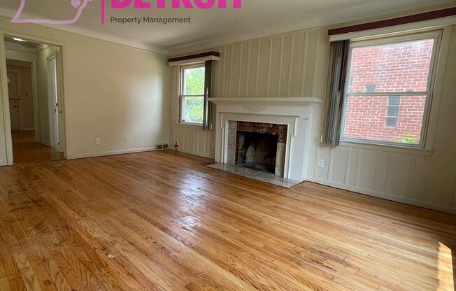3 BEDROOM 1 BATH BUNGALOW FREE PRE-SCREEN