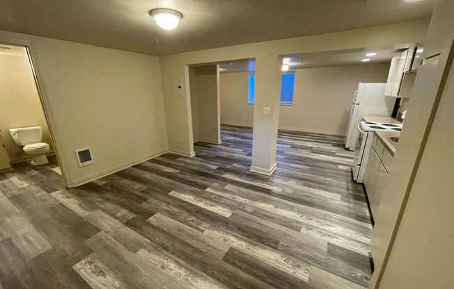 Studio, 1 bath, 554 sqft, $1,295, Unit A13