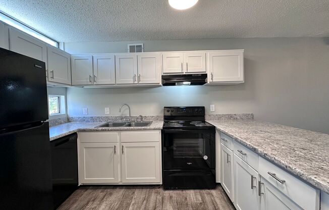 2 beds, 1.5 baths, 1,010 sqft, $1,575, Unit 71H