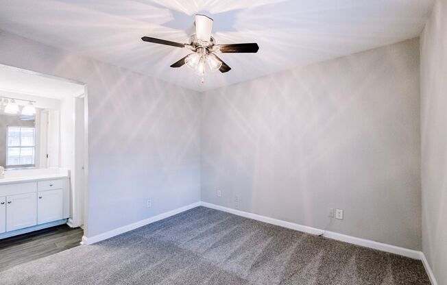 2 beds, 2 baths, 1,000 sqft, $1,450, Unit 2041