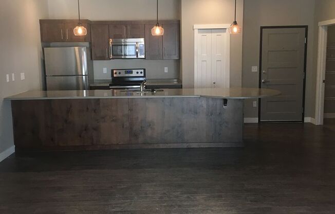 1 bed, 1 bath, $1,225, Unit 223