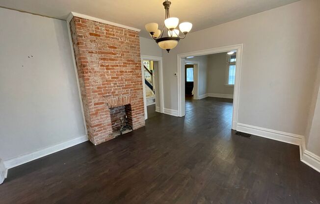 Updated 3 Bedroom home with modern amenities!