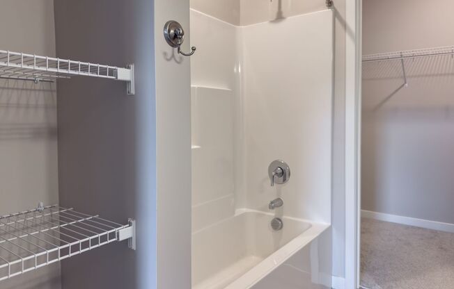 2 beds, 2 baths, 983 sqft, $1,800, Unit 3 - 106