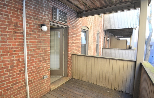 1 bed, 1 bath, 695 sqft, $3,100, Unit 12-4