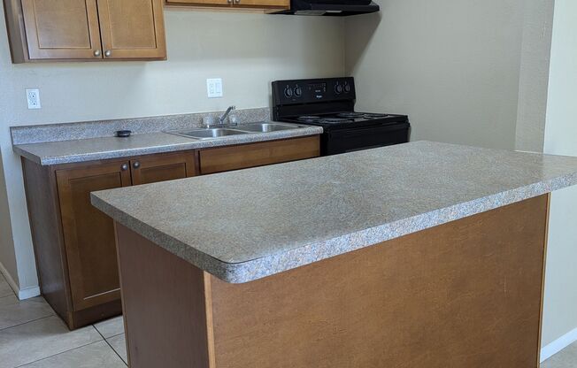 It's hop to live in the square