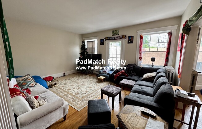 104 STRATHMORE RD