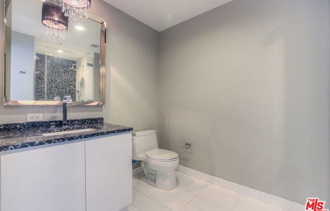 1 bed, 2 baths, 1,300 sqft, $5,795, Unit 39G