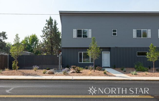 New, Bright & Spacious 3 bed/2.5 bath w/ Garage