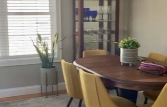 3 beds, 1 bath, 1,250 sqft, $3,000, Unit 2