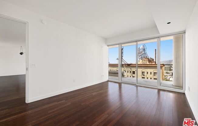 1 bed, 2 baths, 1,510 sqft, $6,995, Unit 12I