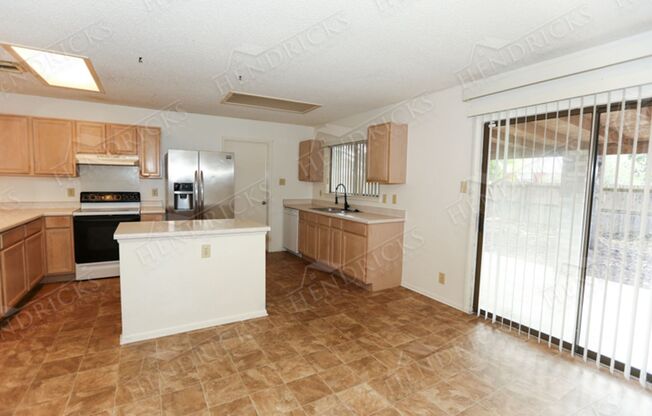 3 beds, 2 baths, $1,625