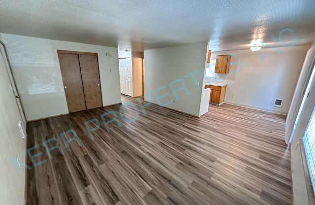 2211 SE 96 DR