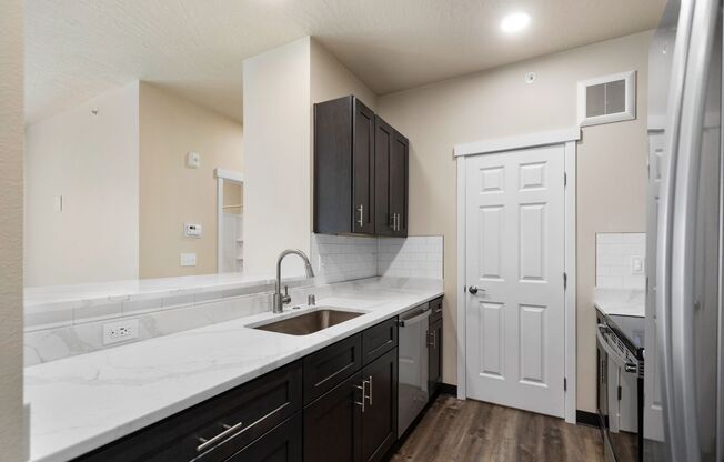 1 bed, 1 bath, 1,029 sqft, $1,540, Unit J-403