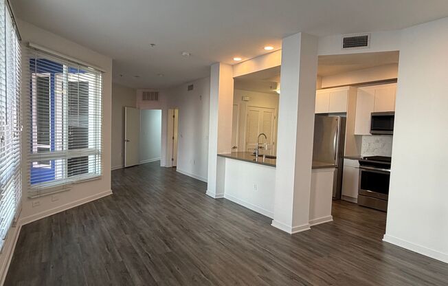 Studio, 1 bath, 668 sqft, $2,580, Unit 408