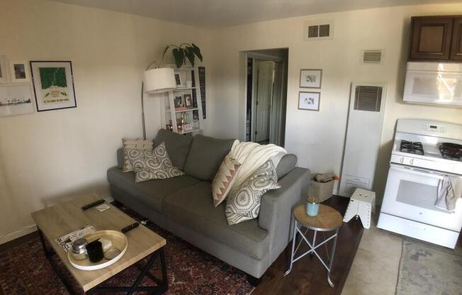1440 LINCOLN AVE - 14